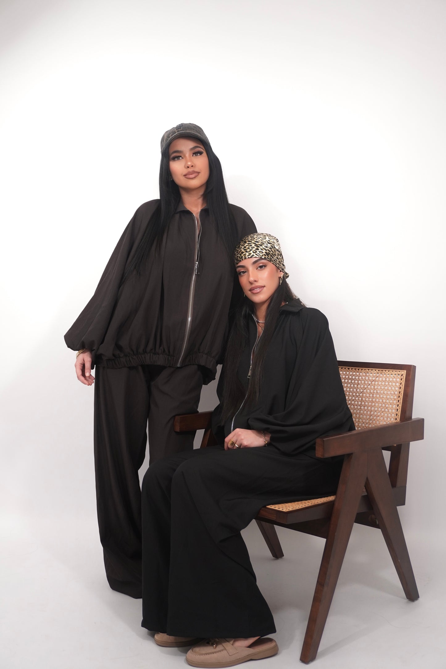 Ensemble marron et noir